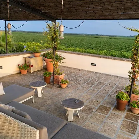 Casina Metrano-castello Monaci *